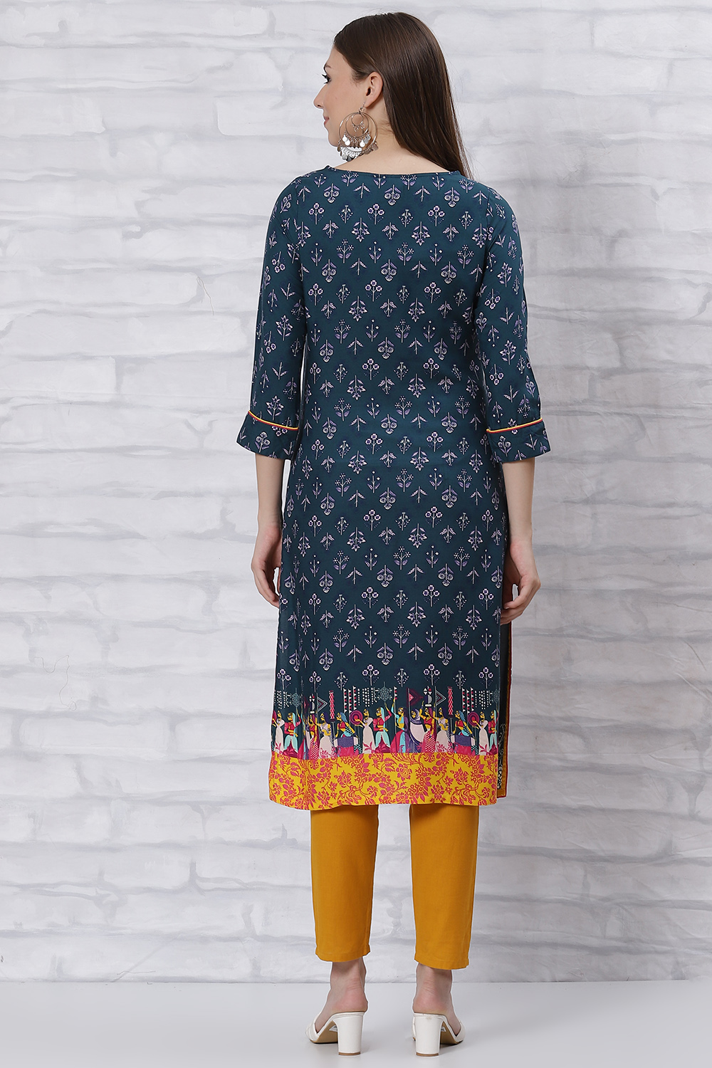 Phalsa Straight Kurta image number 4